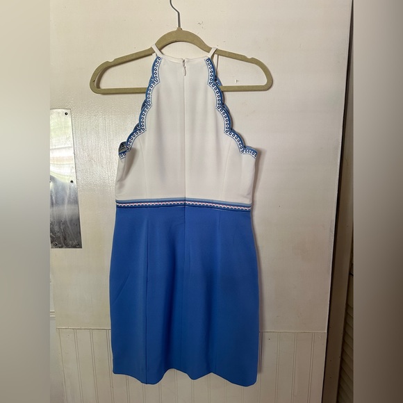 Lilly Pulitzer sleeveless white and blue! Very elegant! Great condition! - Picture 2 of 3